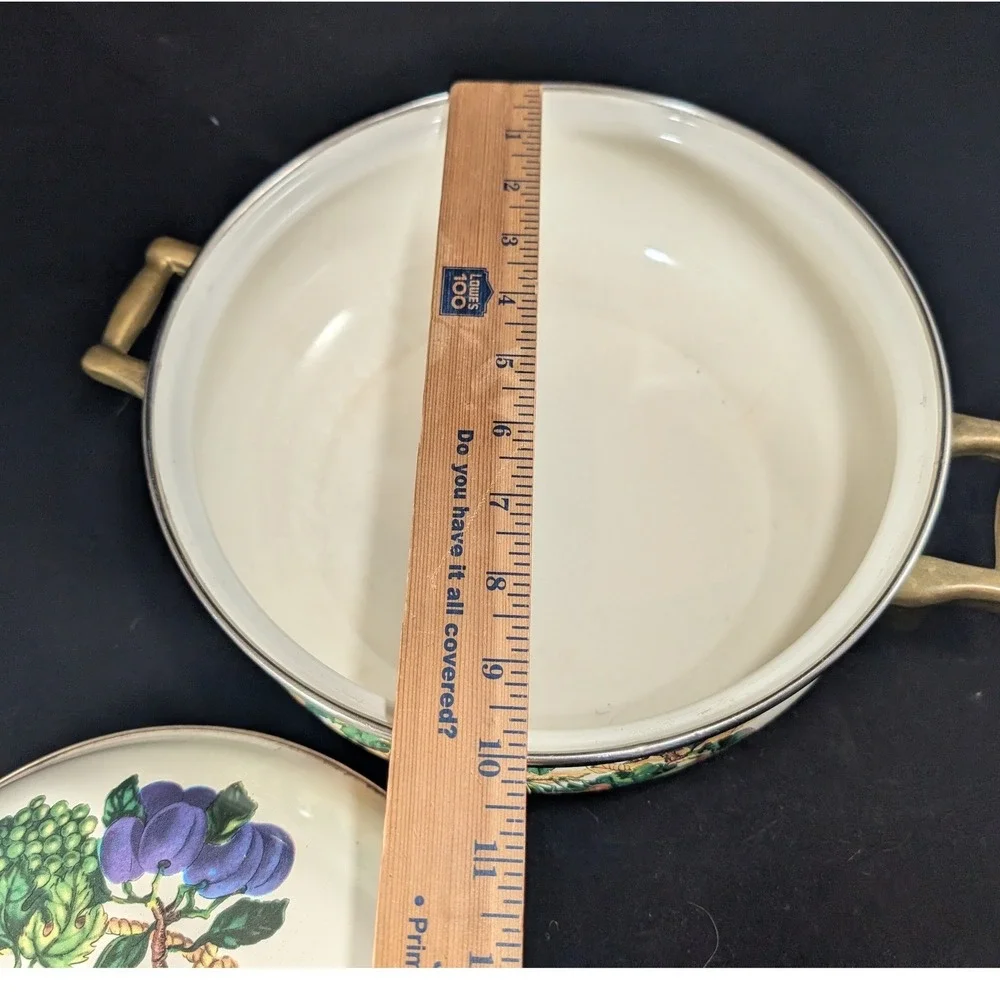 Tabletops Unlimited Fruit Garden 10 Inch Enamel Dutch Oven Casserole with‎ Lid